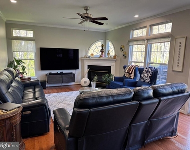 873 S York Drive - Photo Thumbnail 5