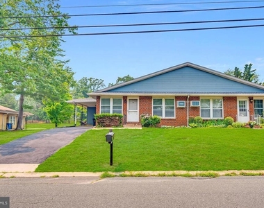 16 Sycamore Road - Photo Thumbnail 13