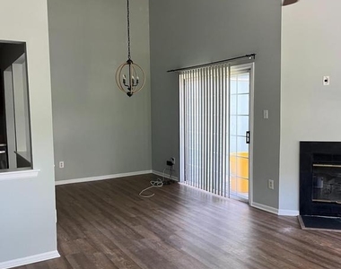 142 Andover - Photo Thumbnail 4