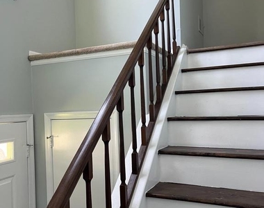 142 Andover - Photo Thumbnail 2