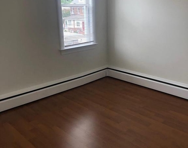43 Vermont Street - Photo Thumbnail 6