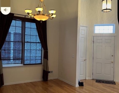 121 Einstein Way - Photo Thumbnail 5