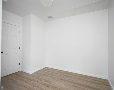 123 12th Street - Photo Thumbnail 25