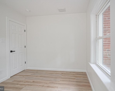 123 12th Street - Photo Thumbnail 19
