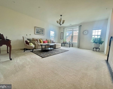 5221 Sable Court - Photo Thumbnail 16
