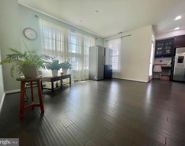 5221 Sable Court - Photo Thumbnail 9