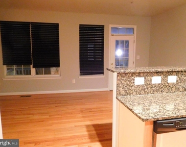 4302 Talmadge Circle - Photo Thumbnail 4