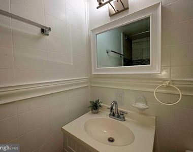 7316 Donnell Place - Photo Thumbnail 15