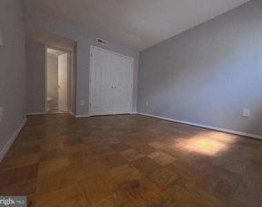 7316 Donnell Place - Photo Thumbnail 20