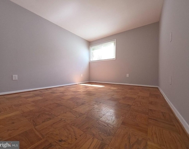7316 Donnell Place - Photo Thumbnail 22