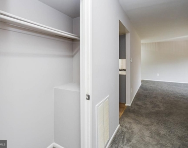 10245 Prince Place - Photo Thumbnail 18