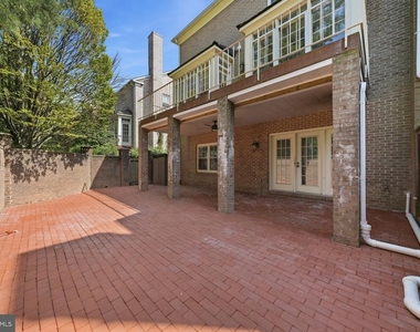 8904 Barrowgate Court - Photo Thumbnail 47