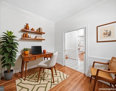8904 Barrowgate Court - Photo Thumbnail 11
