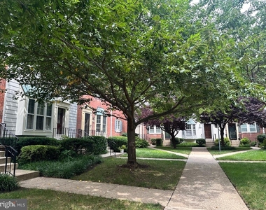 4847 Chevy Chase Drive - Photo Thumbnail 36