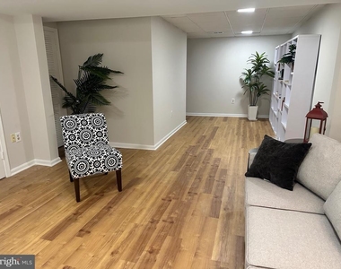 4847 Chevy Chase Drive - Photo Thumbnail 28