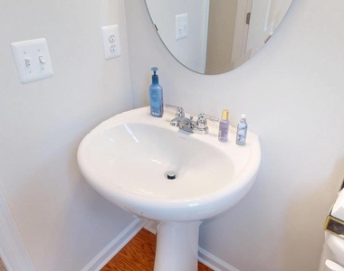 10147 Kings Grove Way - Photo Thumbnail 36