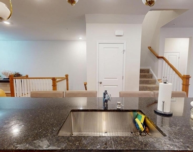 10147 Kings Grove Way - Photo Thumbnail 32