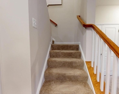 10147 Kings Grove Way - Photo Thumbnail 13