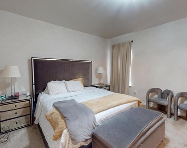 10147 Kings Grove Way - Photo Thumbnail 14