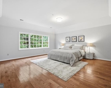 7809 Hidden Meadow Terrace - Photo Thumbnail 20