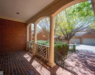 7809 Hidden Meadow Terrace - Photo Thumbnail 4