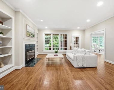 7809 Hidden Meadow Terrace - Photo Thumbnail 17