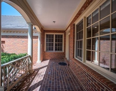 7809 Hidden Meadow Terrace - Photo Thumbnail 5