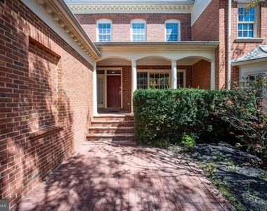7809 Hidden Meadow Terrace - Photo Thumbnail 3