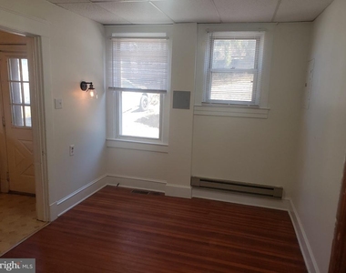 5841 Main Street Se - Photo Thumbnail 6