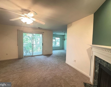 9151 Gracious End Court - Photo Thumbnail 4
