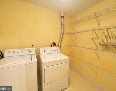 9151 Gracious End Court - Photo Thumbnail 17