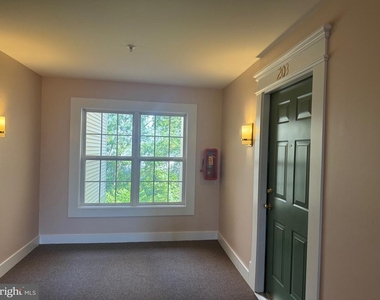 9151 Gracious End Court - Photo Thumbnail 19