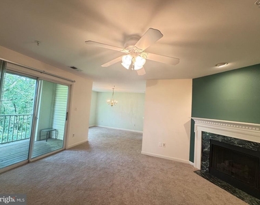9151 Gracious End Court - Photo Thumbnail 5