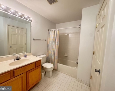 9151 Gracious End Court - Photo Thumbnail 10
