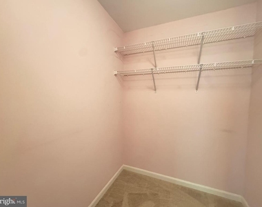 9151 Gracious End Court - Photo Thumbnail 15