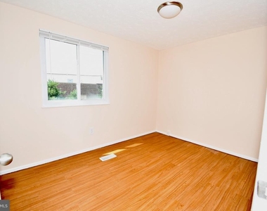 222 Canfield Terrace - Photo Thumbnail 11