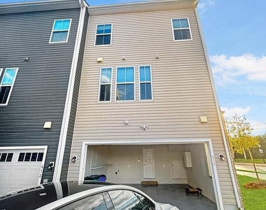 414 Matlock Ln - Photo Thumbnail 22