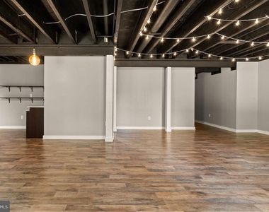 1112 Saxton Drive - Photo Thumbnail 48