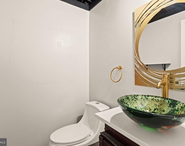 1112 Saxton Drive - Photo Thumbnail 50