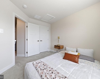 7234 Bodkin Way - Photo Thumbnail 31