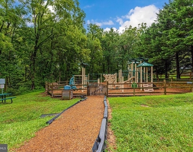 7234 Bodkin Way - Photo Thumbnail 60