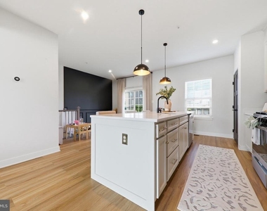 7234 Bodkin Way - Photo Thumbnail 11