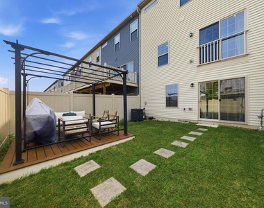 7234 Bodkin Way - Photo Thumbnail 44