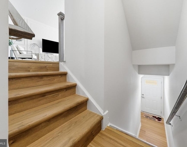 7234 Bodkin Way - Photo Thumbnail 2