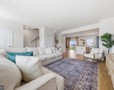 7234 Bodkin Way - Photo Thumbnail 20