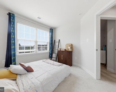7234 Bodkin Way - Photo Thumbnail 30