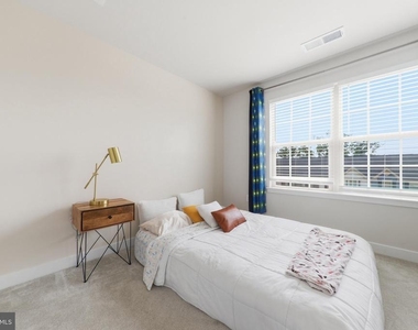 7234 Bodkin Way - Photo Thumbnail 29