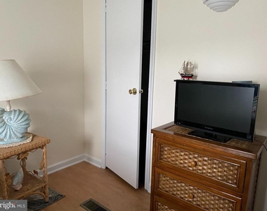 25940 Starboard Drive - Photo Thumbnail 3