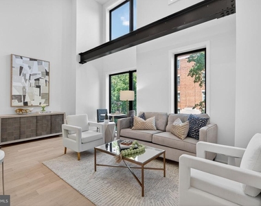 2440 Ontario Road Nw - Photo Thumbnail 1