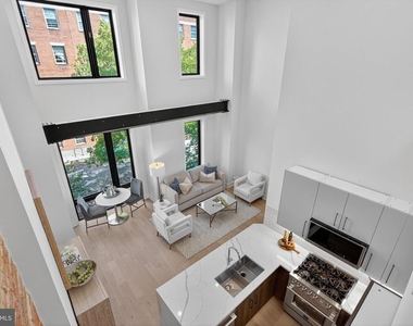 2440 Ontario Road Nw - Photo Thumbnail 11